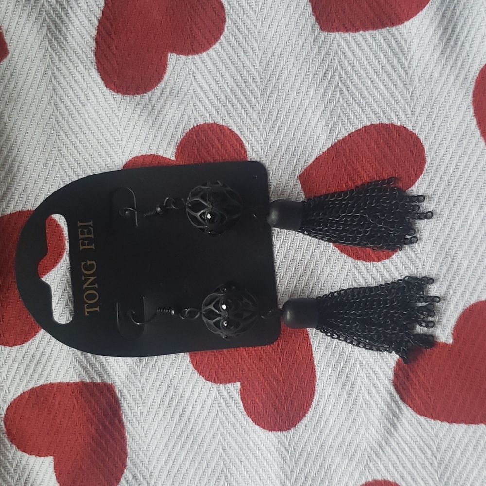 $1 Tong Fei Earrings *L4